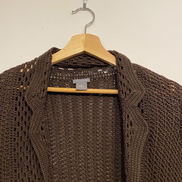 Ann Taylor Brown Open Knit Grandmacore Cardigan Size Medium - Picture 2 of 5